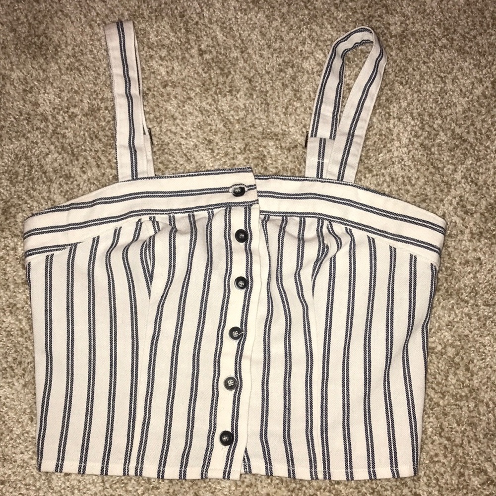 Ivy + Main crop top